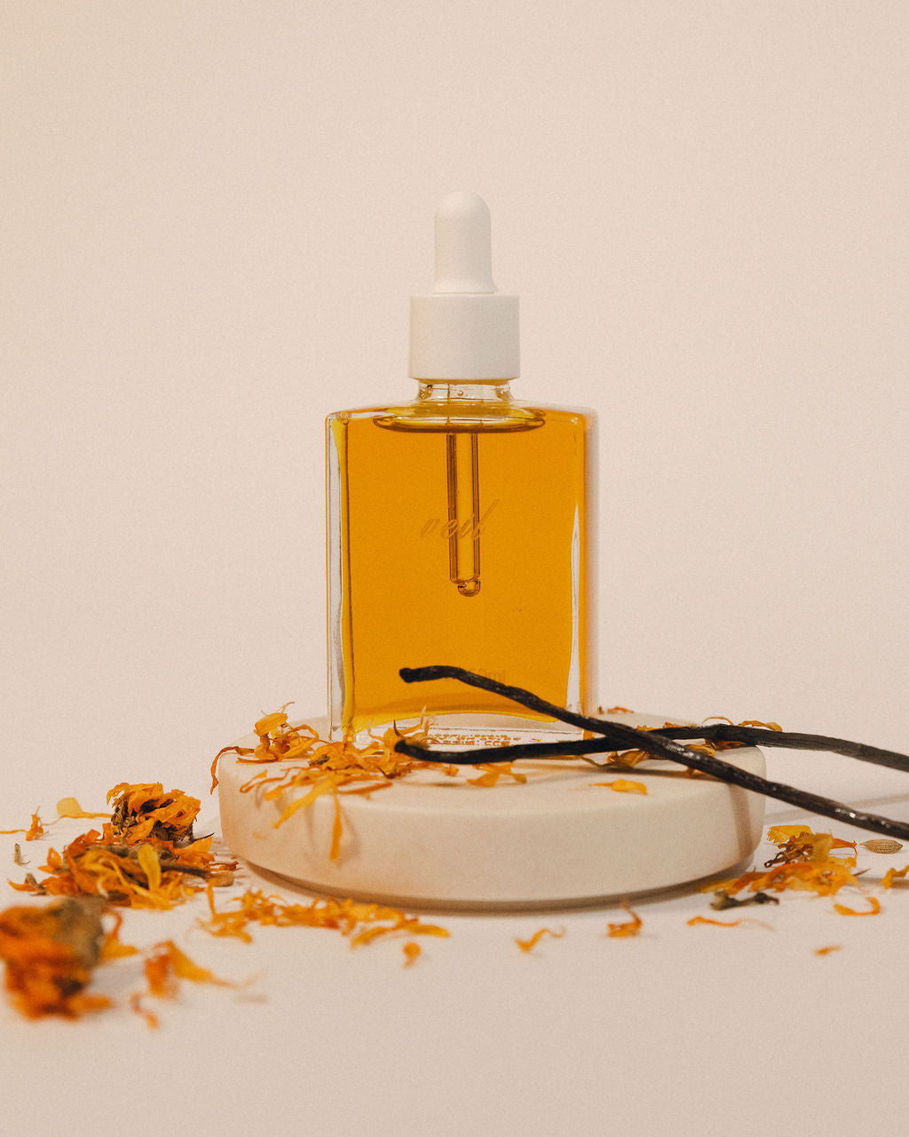 Veil Body Oil | Nourishing Natural Skincare – EVESKIN